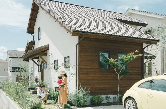 株式会社カーサ