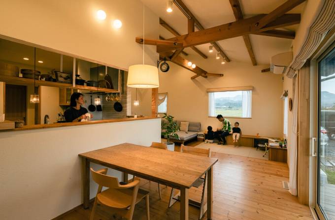 株式会社カーサ